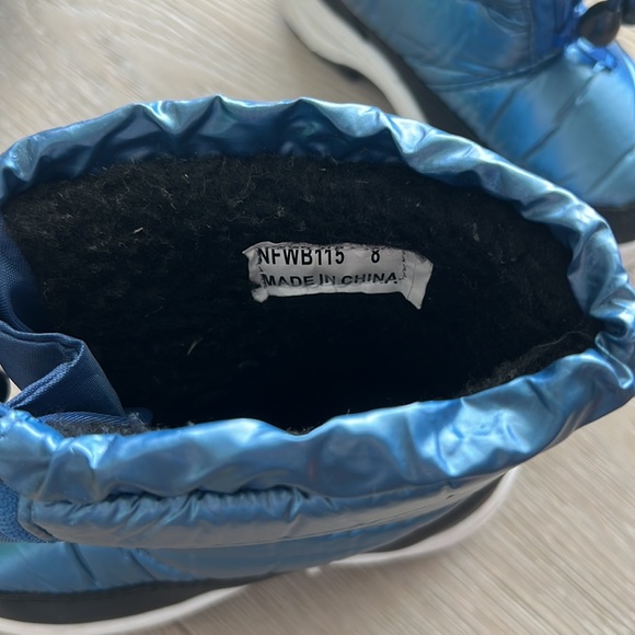 Winter snow shoes toddler. Worn ones to the mountain - Picture 6 of 6